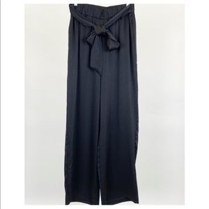 Wide leg pants